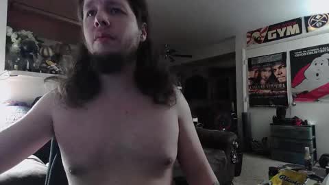 biggerisbetter21 online show from November 17, 8:39 am