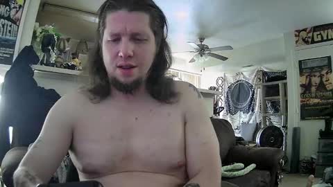 biggerisbetter21 online show from February 20, 5:09 pm