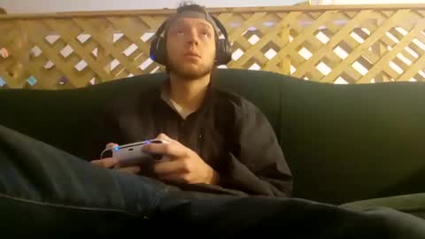 biggestboiiii online show from March 8, 6:58 pm