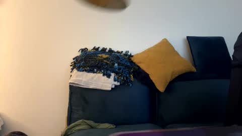 Snapshot of biggin10inch chatting on September 18, 1:09 am Gavin online show from September 18, 1:09 am