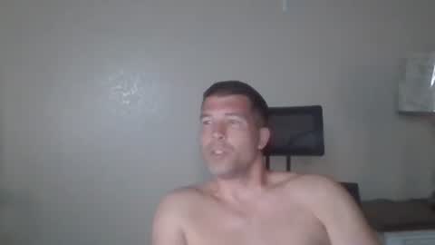 bigheadsoldier online show from April 22, 3:46 am