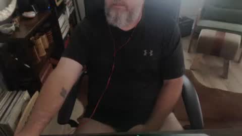 bighugmugg online show from June 10, 10:52 pm