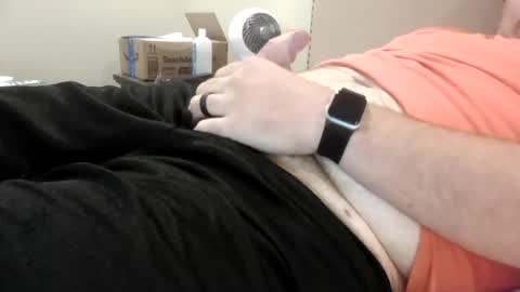 bigmansmalldick89 online show from October 17, 1:37 pm