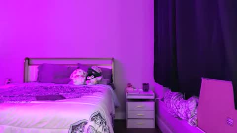 bignaturalmami online show from May 23, 3:24 am