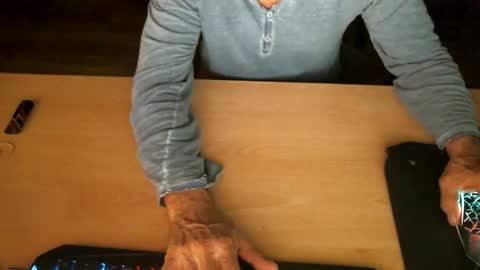 Anton online show from March 22, 2:37 am