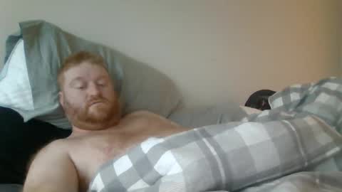 bigred92899 online show from November 1, 3:22 pm