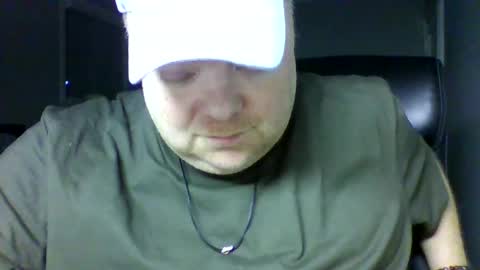 Big Red online show from November 2, 3:17 am