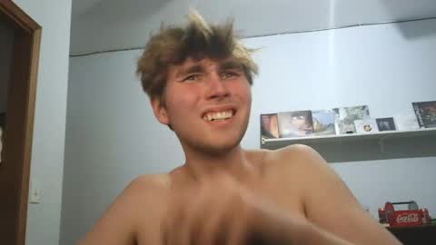 bigskinnyboyshh online show from April 15, 11:05 pm