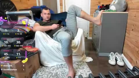 Snapshot of bigsshark chatting on October 21, 8:56 pm bigsshark online show from October 21, 8:56 pm