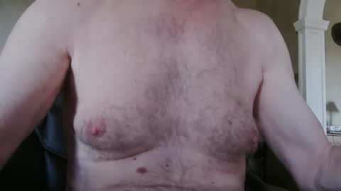bigukphallus online show from May 12, 8:45 am