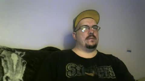 bigxcountry_39 online show from May 2, 5:13 am