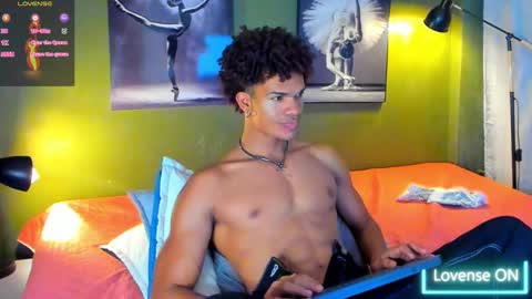 Snapshot of bigxxo chatting on February 27, 7:08 am bigxxo online show from February 27, 7:08 am