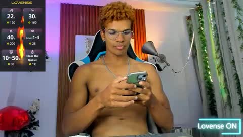 Snapshot of bigxxo chatting on September 24, 1:56 am bigxxo online show from September 24, 1:56 am