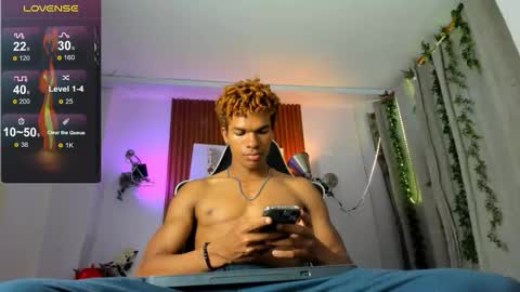 Snapshot of bigxxo chatting on October 23, 3:30 am bigxxo online show from October 23, 3:30 am