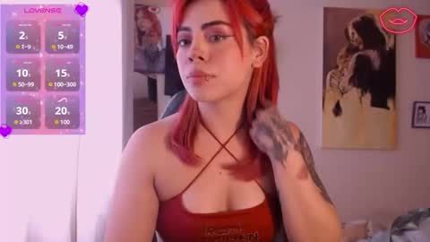 Snapshot of biigbooty_ chatting on October 6, 4:36 pm biigbooty_ online show from October 6, 4:36 pm