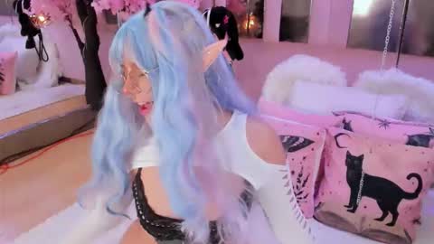 Biizzy online show from December 19, 6:20 am