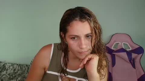 hi  soy   natural girl biki online show from August 6, 1:36 am