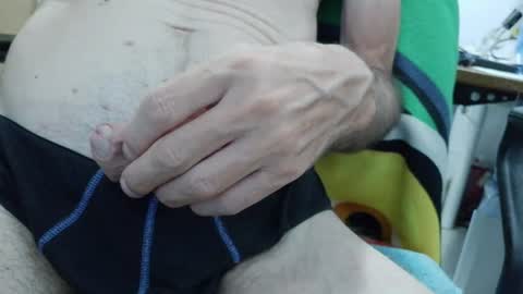 bill0t0st0 online show from August 7, 12:58 pm