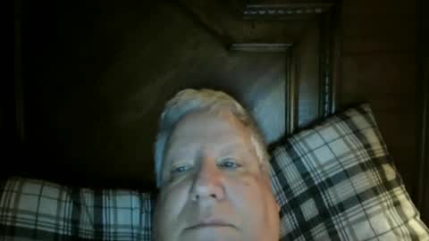 Snapshot of billernest99 chatting on October 15, 10:05 am billernest99 online show from October 15, 10:05 am
