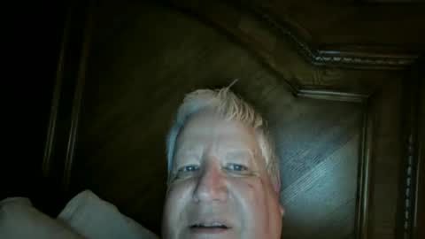 Snapshot of billernest99 chatting on October 7, 2:51 am billernest99 online show from October 7, 2:51 am