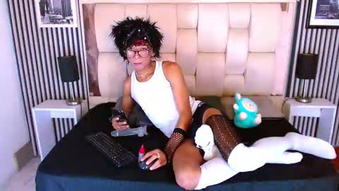 B-I-L-L-I-E 3 online show from March 16, 9:52 pm