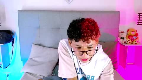 B-I-L-L-I-E 3 online show from September 27, 5:16 am