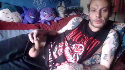 Snapshot of billy_fingercut chatting on October 19, 9:36 am Billy FingerCut online show from October 19, 9:36 am