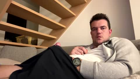 bingeling123 online show from October 18, 10:25 pm