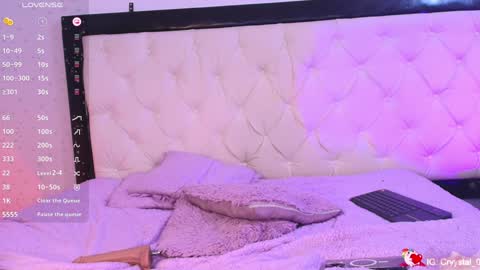 Crystal3 online show from January 29, 2:10 pm