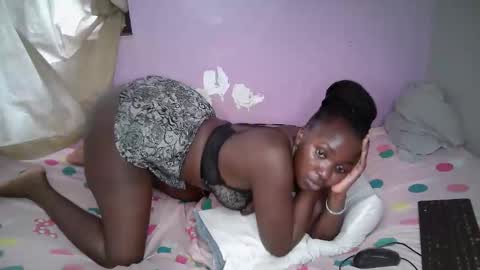 black_drip online show from February 27, 8:40 am