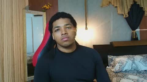 black_king_241 online show from May 19, 12:56 pm