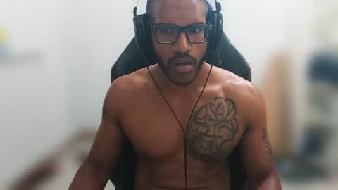 Master online show from August 8, 7:24 pm