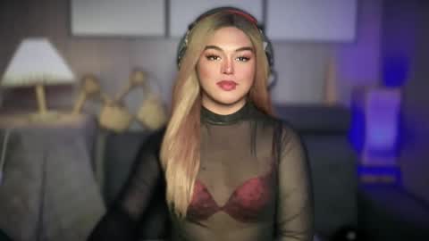 blackbarbiechantalxvx online show from March 1, 6:32 pm