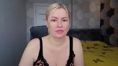 blackeyes11 online show from August 4, 3:57 am