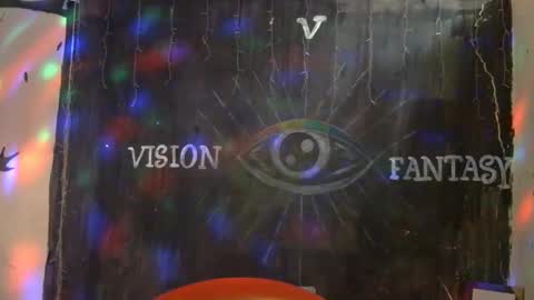 i am D.L online show from January 4, 1:42 pm