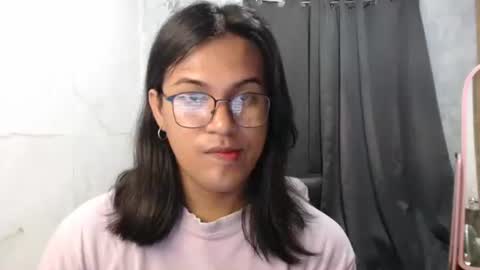 Ellez online show from October 17, 6:34 pm