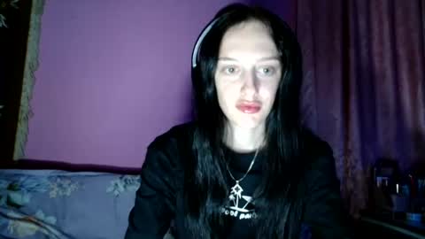 Ivy online show from July 9, 2:15 am