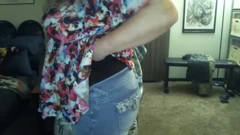 bladesizzo3111 online show from January 11, 7:14 am