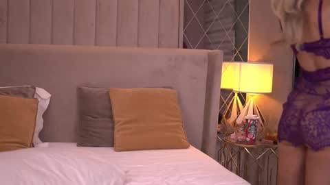 BlairSanders online show from November 15, 7:26 pm