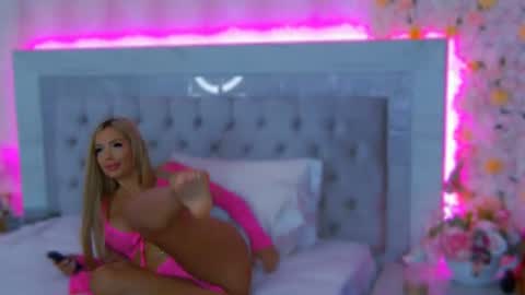   online show from August 3, 4:47 am
