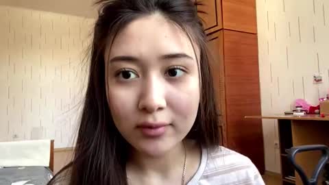 Mila online show from March 10, 7:02 am