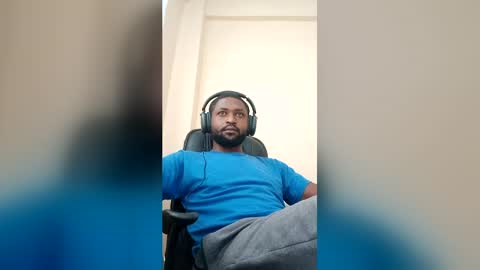 blakchiise online show from May 22, 5:36 am