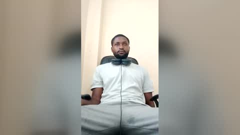 blakchiise online show from May 15, 6:44 am