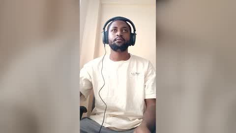 blakchiise online show from May 24, 6:09 am