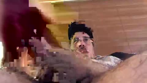 Snapshot of blazinawin chatting on October 27, 6:41 pm FreshCut online show from October 27, 6:41 pm