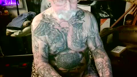blindsurfer780299 online show from March 22, 5:44 am