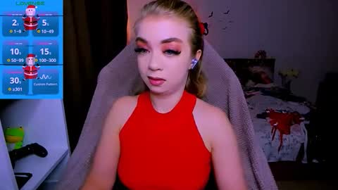 Nicole online show from December 20, 11:39 am