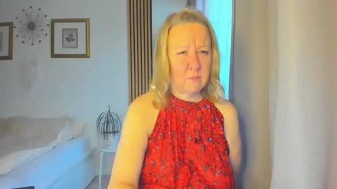 Nicole online show from March 10, 4:14 pm