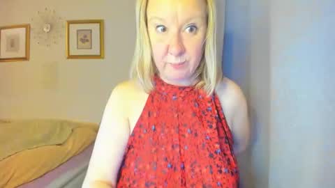 Nicole online show from February 19, 5:16 pm