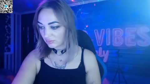 Snapshot of blonde_temptation chatting on October 22, 7:04 pm Meryem online show from October 22, 7:04 pm